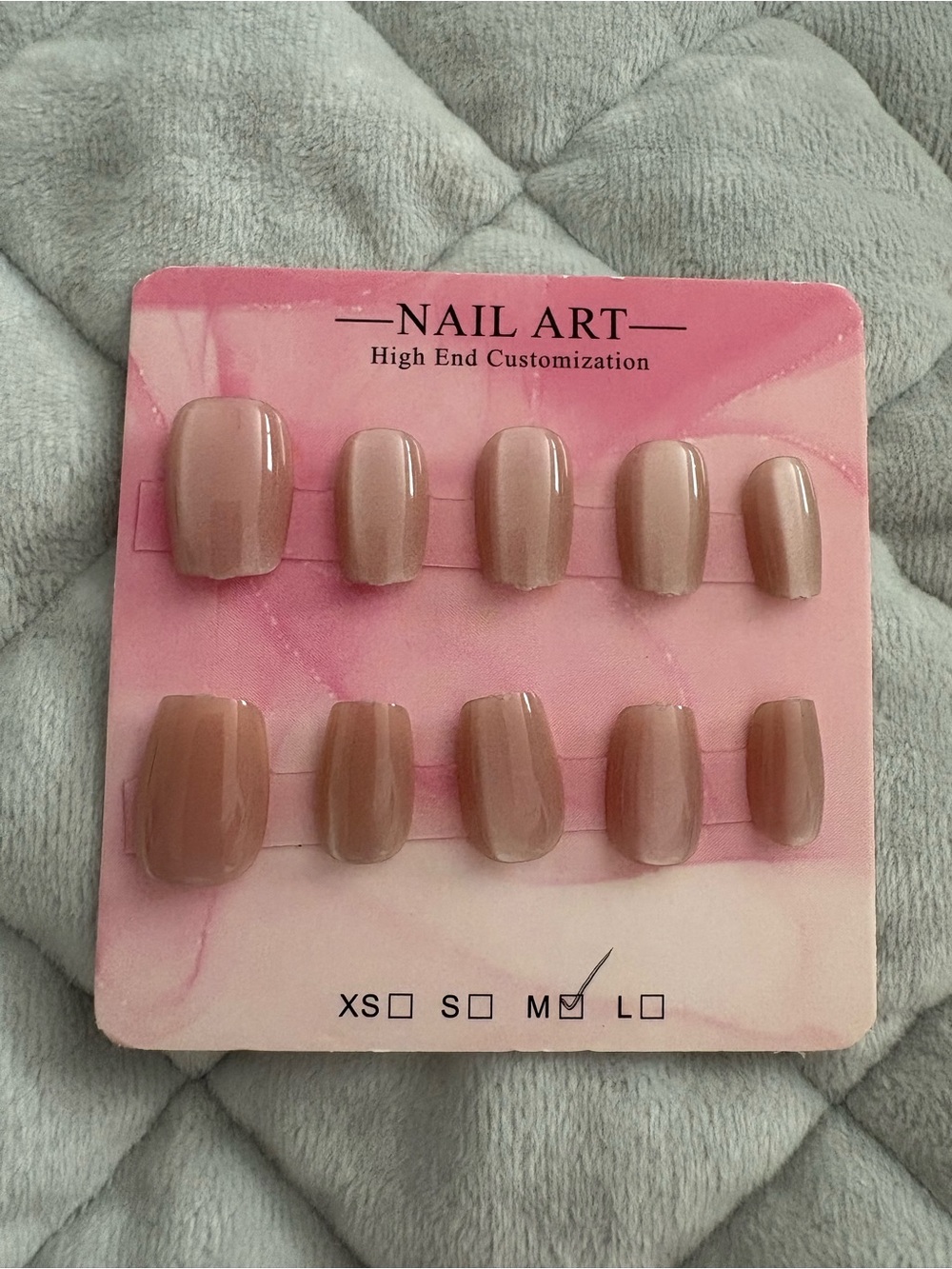 Press-On Nails in Nude Pink - Medium